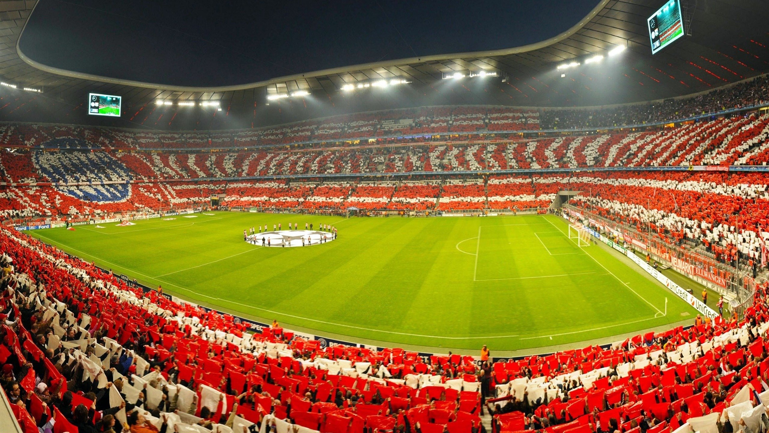 篮球花式运球秀赛 眼花缭乱假动作收获阵阵掌声